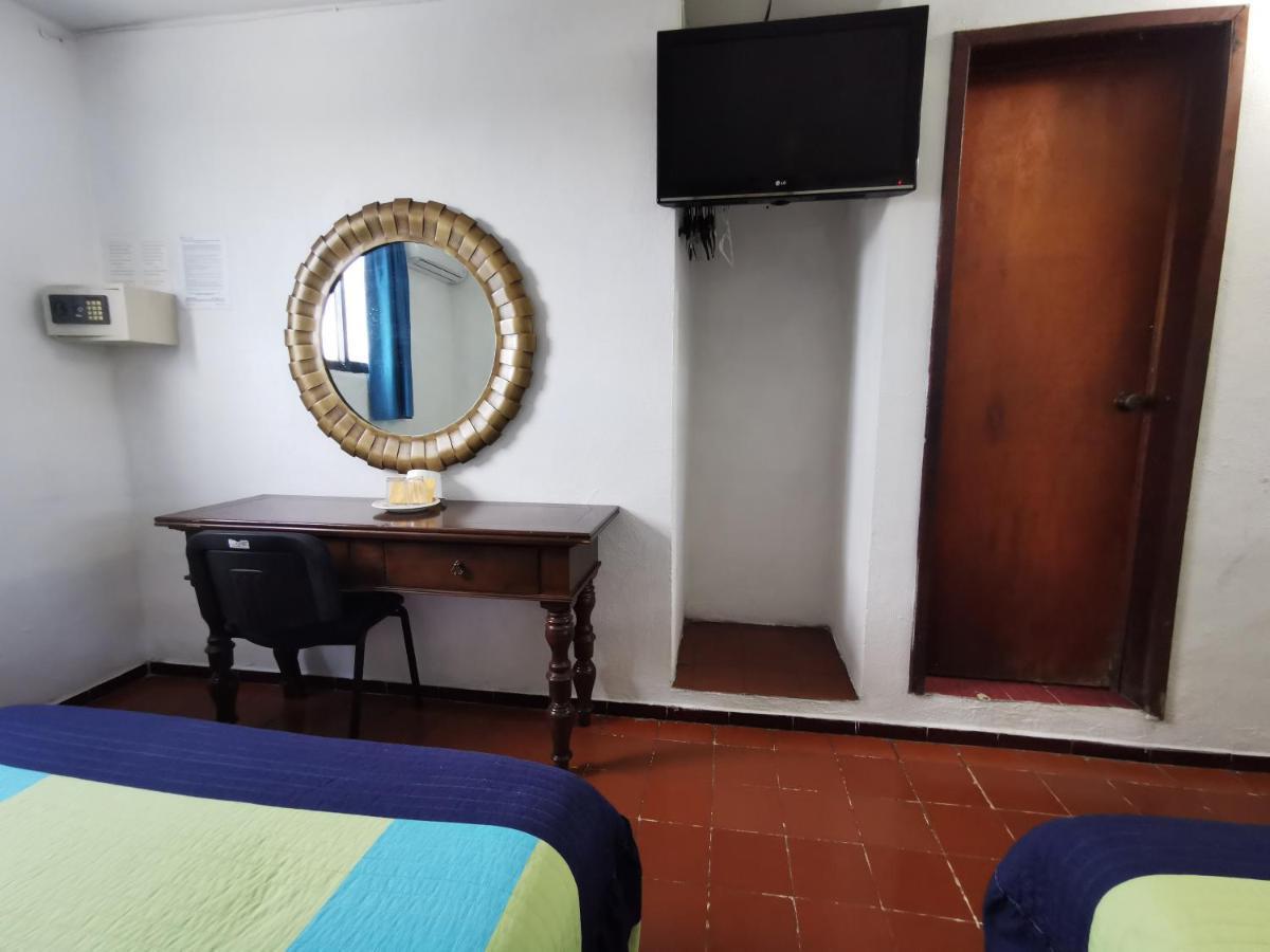 Hotel Doralba Inn Merida Ngoại thất bức ảnh