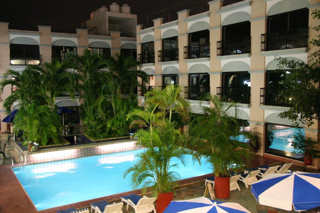 Hotel Doralba Inn Merida Ngoại thất bức ảnh